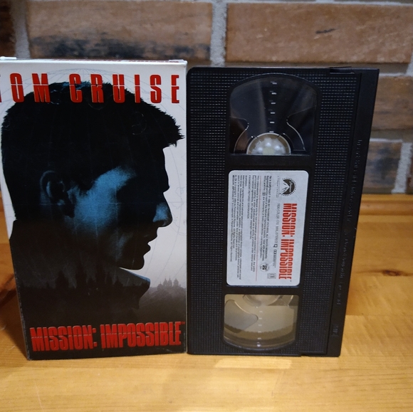 Mission: Impossible 1996 VHS video tape Action Thriller - Picture 5 of 8
